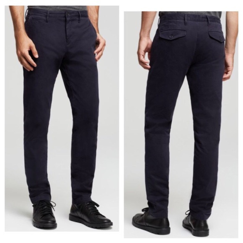 Burberry business dark blue cotton chino trousers